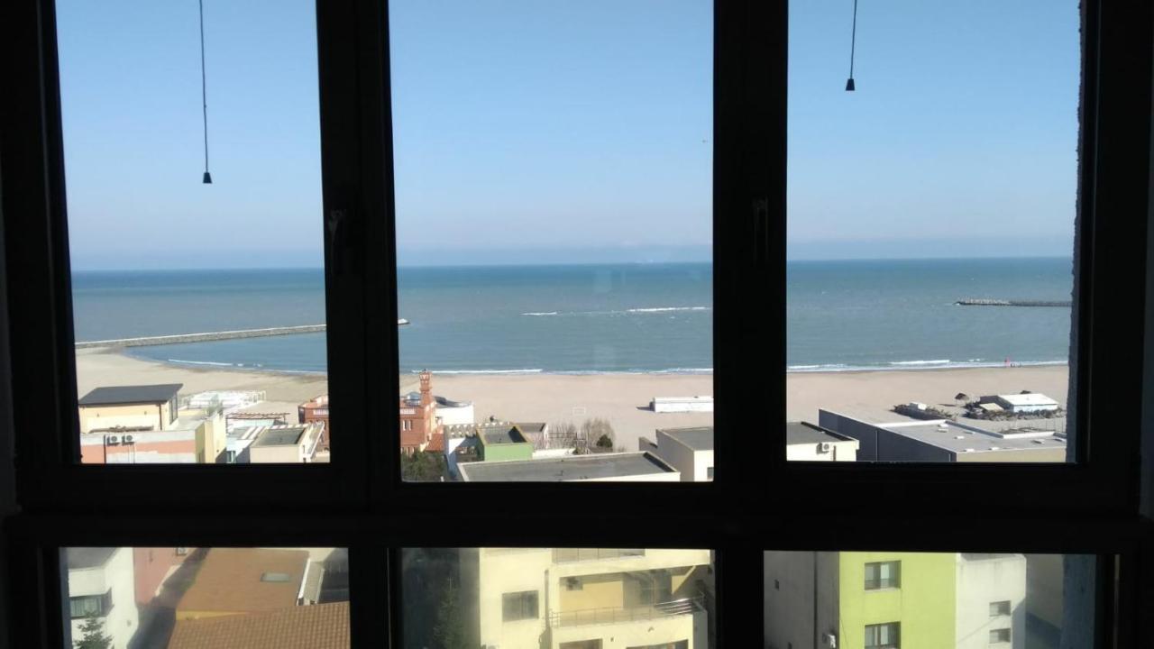 Ferienwohnung Magic Blue Sea Constanţa Exterior foto